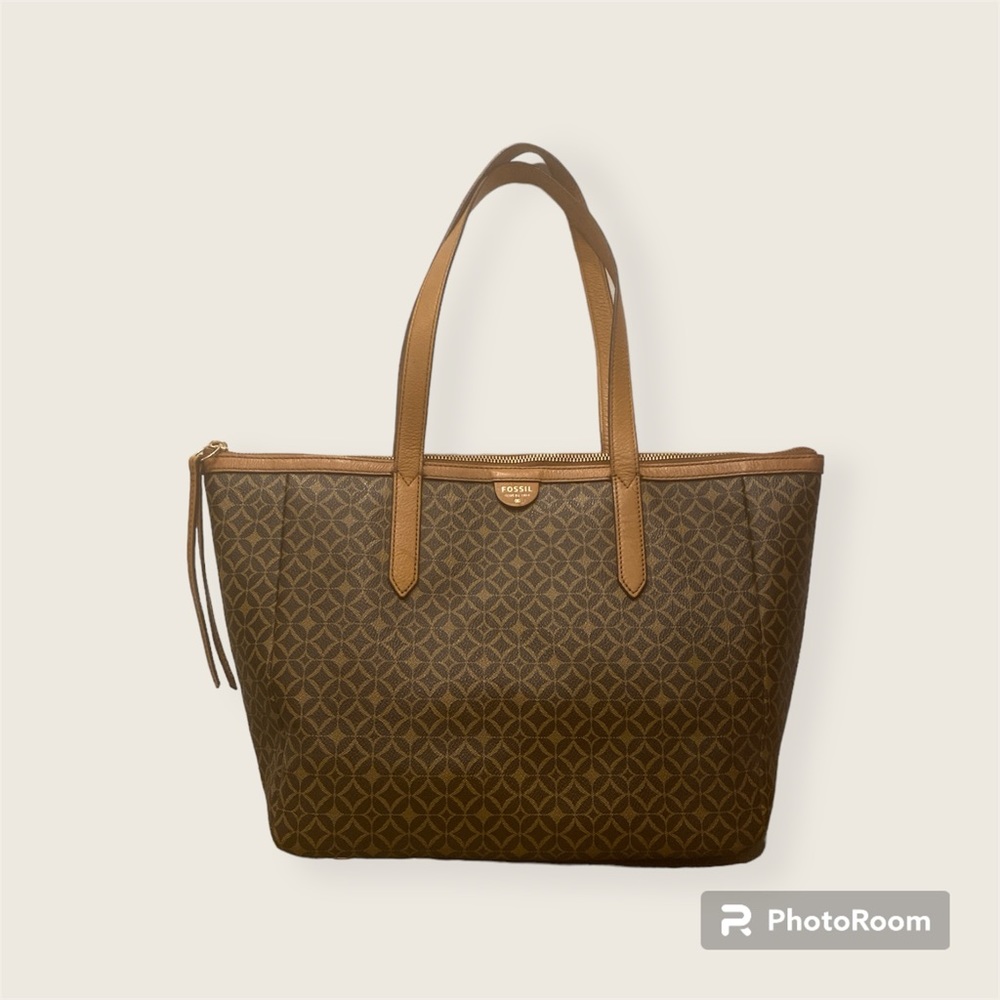 Fossil Patterned Leather Tote EUC